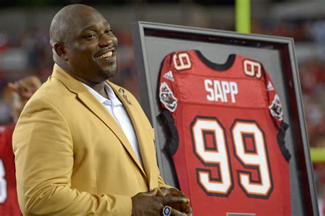 What Happened to Warren Sapp and Where is He Now? - FanBuzz