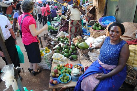 Hansens in Uganda: Views of Kampala and open market