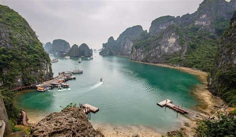 Día completo en Bahía de Halong en crucero con guía en español | Mundo Asia