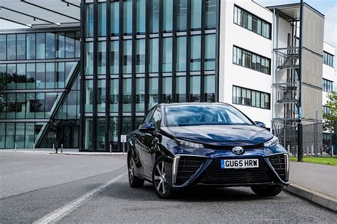 TOYOTA Mirai Specs & Photos - 2015, 2016, 2017, 2018, 2019, 2020, 2021 - autoevolution