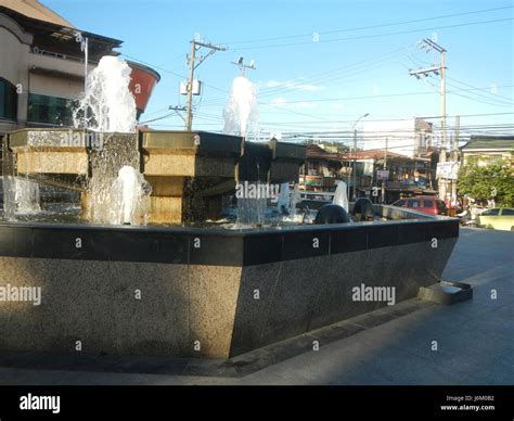 08909 Francisco Balagtas Monument Liwasang Balagtas Fountain Pandacan, Manila 03 Stock Photo - Alamy