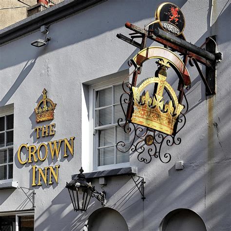 The Crown Inn Photograph by Shirley Mitchell - Pixels