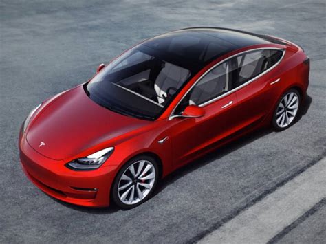 Tesla halts Long Range RWD Model 3 production