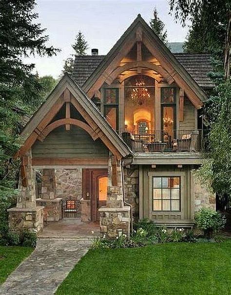 Charming Small Cottage Homes | Myra Muse