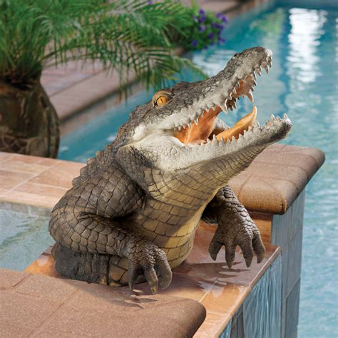 Design Toscano Snapping Swamp Gator Statue & Reviews | Wayfair