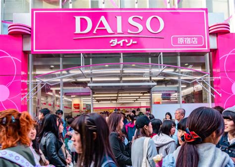 7 Secrets About Daiso Japan, The Fun and Quirky 100-Yen Shop! | LIVE JAPAN travel guide