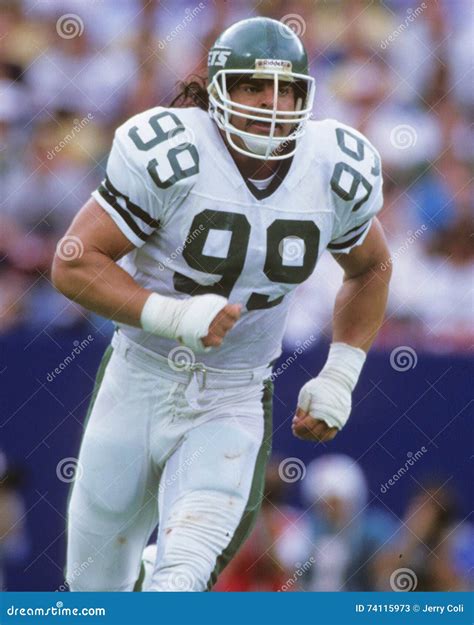 The Jets' Mark Gastineau: A Defensive Force