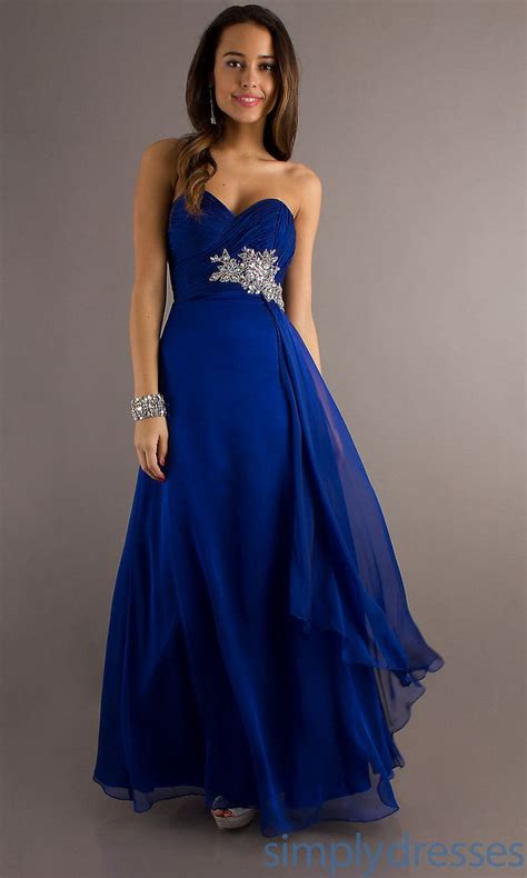 39+ Royal Wedding Blue Dress Lady