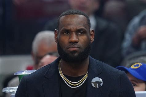 Lakers Superstar LeBron James Has Angry Reaction to Police Shooting of ...