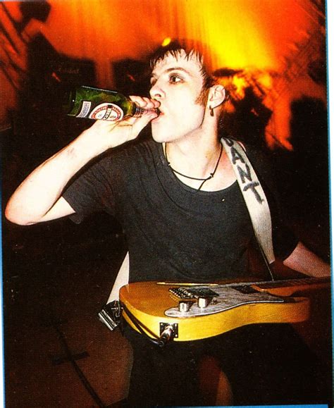 richey edwards manic street preachers | Richey edwards, Preacher, Britpop