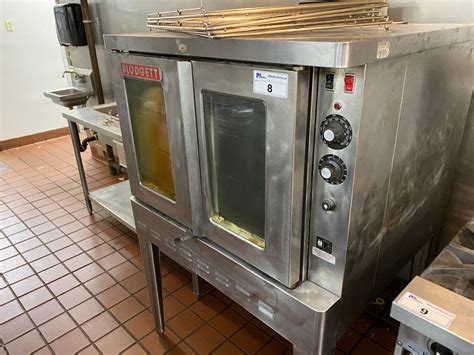 BLODGETT DOUBLE DOOR GAS CONVECTION OVEN - Able Auctions