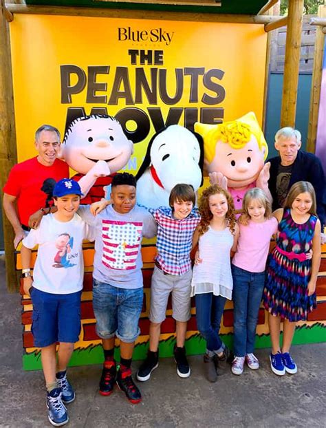 Meeting the Cast of the PEANUTS Movie