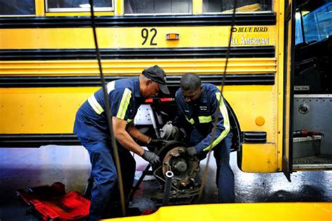 On-Site Fleet Service - School Bus Maintenance