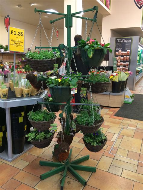 HANGING BASKET STAND 4 TIER – UK Display Stands