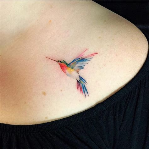 40+ Small Hummingbird Tattoo Ideas