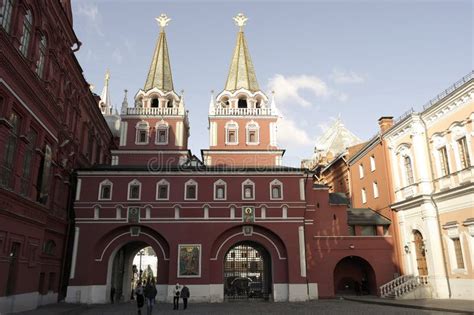 Kremlin Wall on Red Square in Moscow Editorial Stock Photo - Image of ...