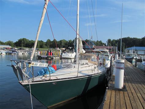 1975 C&C 33 Cruiser for sale - YachtWorld