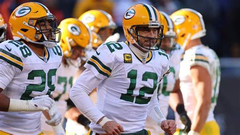 Aaron Rodgers Trolls Bears After Game-Winning TD