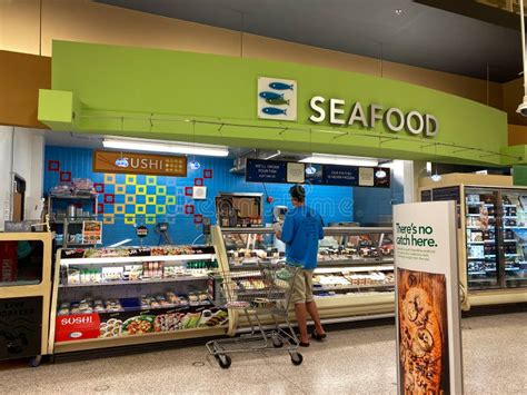 The Seafood Department of a Publix Grocery Store Editorial Photography - Image of food, line ...