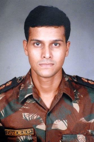 Major Sandeep Unnikrishnan Age, Death, Wife, Family, Biography & More » StarsUnfolded