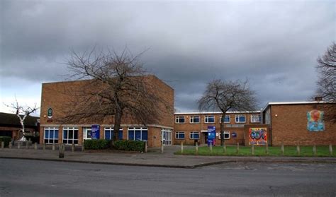 Blackbird Leys Community Centre © Steve Daniels :: Geograph Britain and Ireland