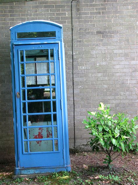 Blue telephone box © Evelyn Simak :: Geograph Britain and Ireland