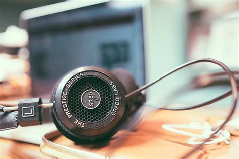 Headphones Buying Guide: 15 Things To Know Before Buy