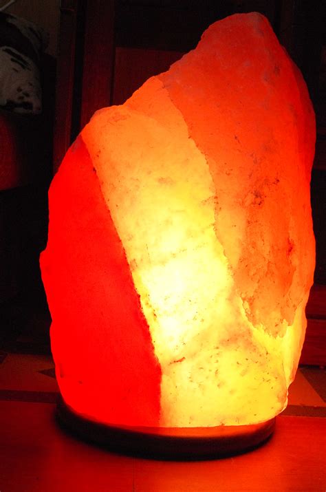 Himalayan Salt Lamp Benefits & Uses • Meridian Peak Hypnosis