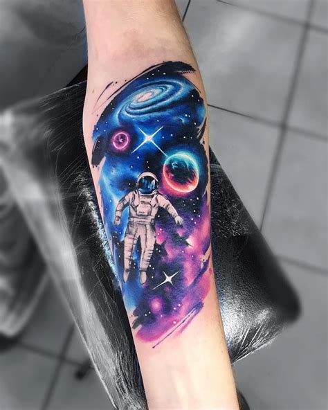 Pin by Debora Kaniczki on Galaxy Tattoos | Idei tatuaje, Tatuaje, Cosmos