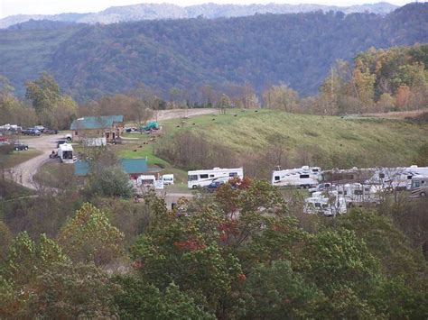 Twin Hollow Campground Gilbert, WV - Hatfield McCoy | Places to go ...