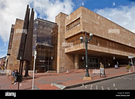 Biblioteca Luis Angel Arango, Luis Angel Arango Library, Bogota ...