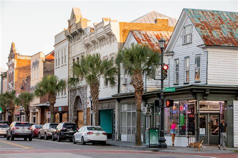 Charleston Tourism Is Built on Southern Charm. Locals Say It’s Time to Change. - The New York Times