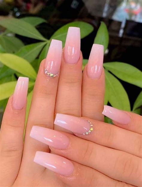 Fresh Nail Arts for Bold Ladies to Show Off Nowadays | Absurd Styles | Light pink acrylic nails ...