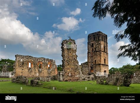 old panama town square Stock Photo - Alamy