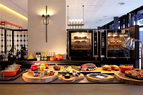 Modern European Restaurant Singapore | Meat Buffet | The Carvery