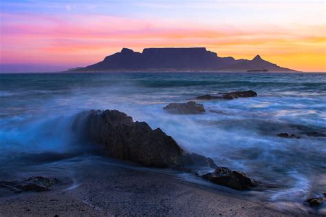 Table mountain, Cape Town. Soo beautiful! | Table mountain, Cape town, Beautiful mountains