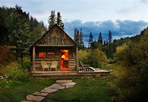 The 10 Best Mountain Cabins And Lodges To Stay In During The Winter