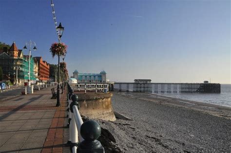 Penarth Beach | Cardiff Coast