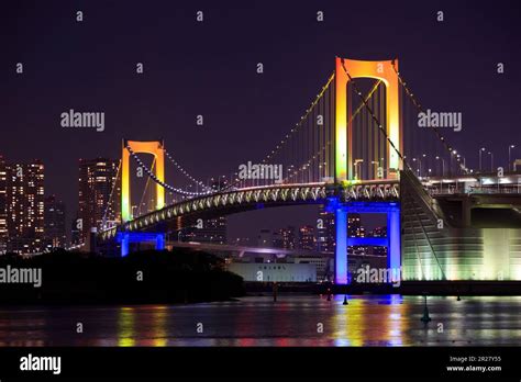 Night view of the Rainbow Bridge Stock Photo - Alamy