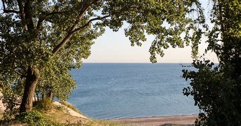 Day Hiking Trails: 5 Top Sights of Indiana Dunes National Park