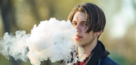 Recent Study Links Teen Vaping and Delinquent Behavior