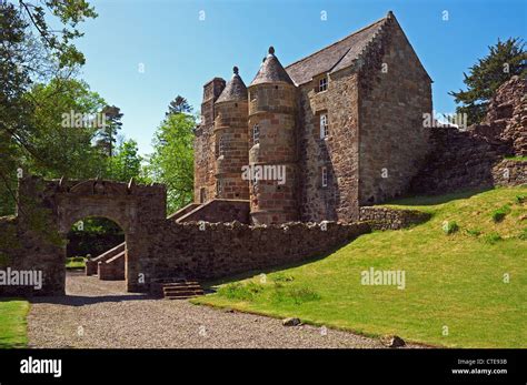 Kilmaurs High Resolution Stock Photography and Images - Alamy