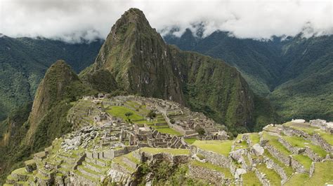 American historian encounters Machu Picchu ruins | July 24, 1911 | HISTORY