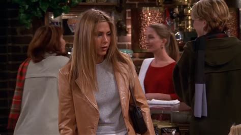 Reese Witherspoon y Jennifer Aniston en "Friends" - YouTube