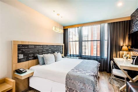 TRYP Hotel by Wyndham Times Square South NYC, NY - See Discounts