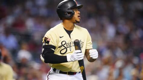 Ketel Marte signs $76 million extension with Arizona Diamondbacks