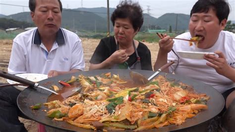 MoonBoki - MUKBANG EATING SHOW | Heungsam Family Beef Tripe, Hot Pot ...