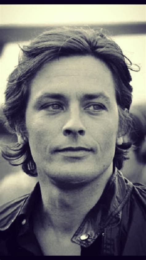 Alain Delon is one of the most ridiculously good-looking people to ... | Uomini bellissimi ...
