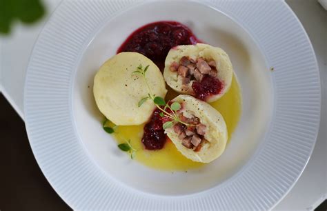 Hemmagjorda Kroppkakor med Fläsk & Lingonsylt | Enkelt Recept