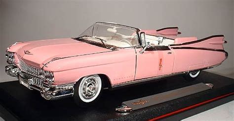 1959 Cadillac Eldorado Biarritz (Pink) 1/18 Maisto